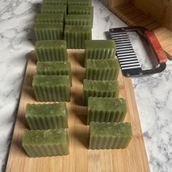 Rosemary/aloe Vera. Javon De Romero Y Savila