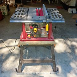 Near New Electric Table Saw with Stand