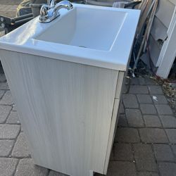 24”Vanity
