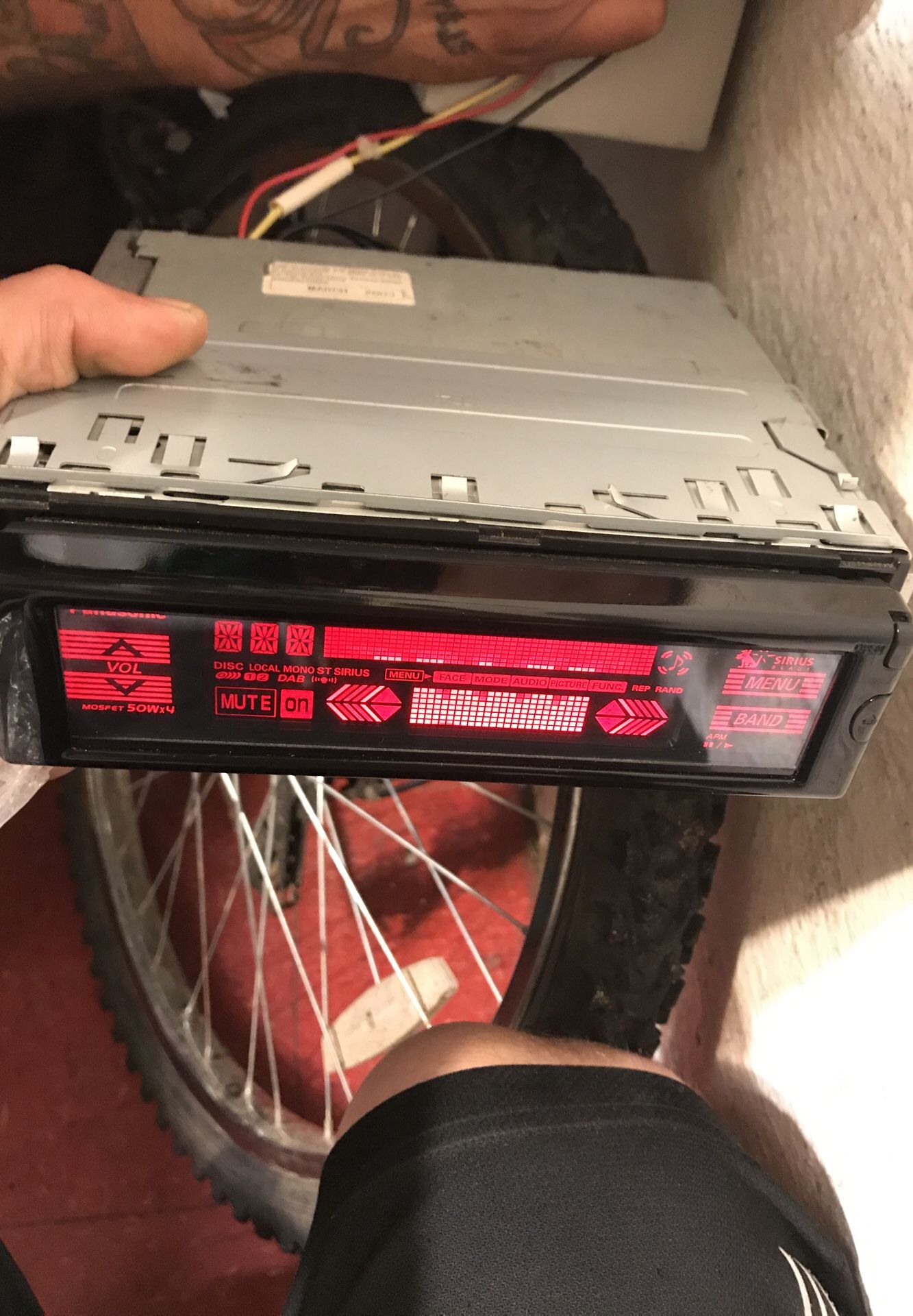 Panasonic touchscreen single din radio