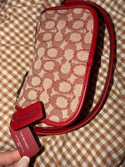 Red jacquard signature coach swinger bag