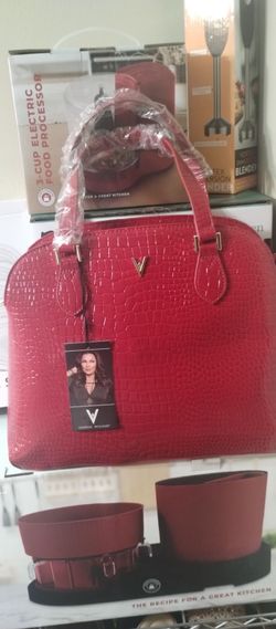 Vanessa Williams purse