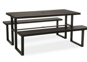 Brand New Picnic table