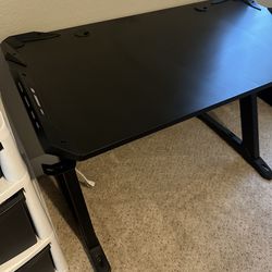 Gaming Desk, Computer with Carbon Fiber Surface, Blue LED Lights, Gaming Table Z Shaped Legs, Cup Holder and Headphone Hook (44 inch, Black)