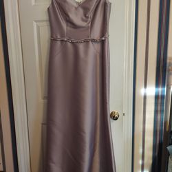 Sorella Vita Long Dress. Size 14.  Organically Dry Cleaned  (Or Best Offer) Free Delivery Or Meet Up Locally In New Jersey