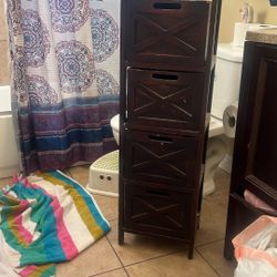 4 Wood Drawers 
