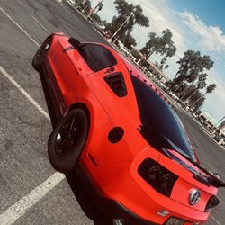 Vendo Mustang 2012 V6 