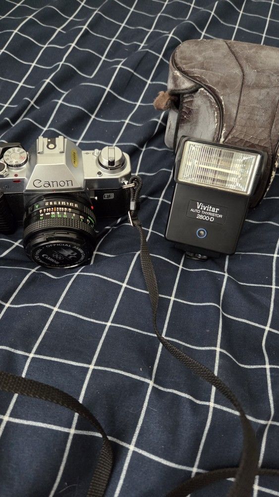 Vintage AL-1 Cannon Camera