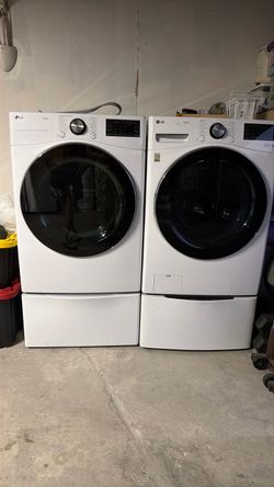 LG Electric Washer and Dryer