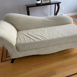 Chaise lounge