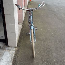 Selling a stylish PUBLIC city bike