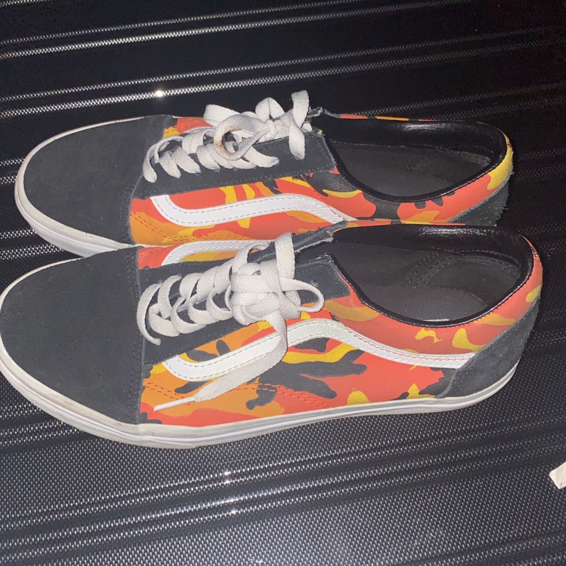 Men’s Vans Size 9