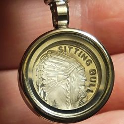 20mm Sitting Bull Charm Pendant 