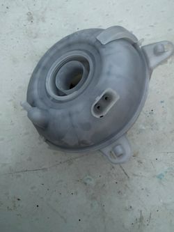 Volkswagen Automotive Coolant Overflow Expansion Tank