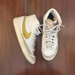 Nike Blazer Size 12