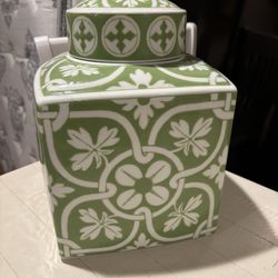 Z Gallery Montego Canister Decorative Jar