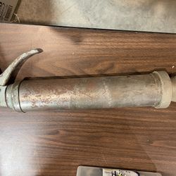Cove base Caulking Gun