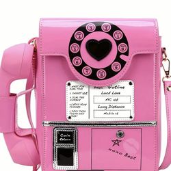 Adorable Pink Telephone Purse!