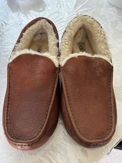Ugg Slippers 