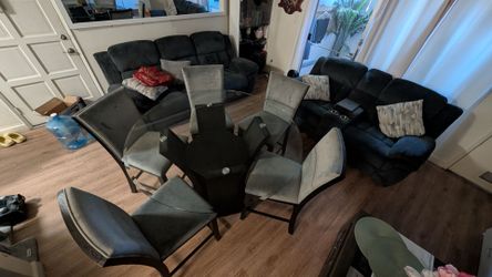 High table with five high chairs
