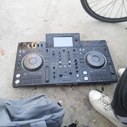 Pioneer XDJ-RX2 All-in-One DJ System Standalone Controller 2-Channel 2ch XDJRX2  FOR PARTS ONLY 