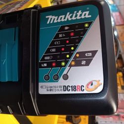 MAKITA 18V CHARGER 
