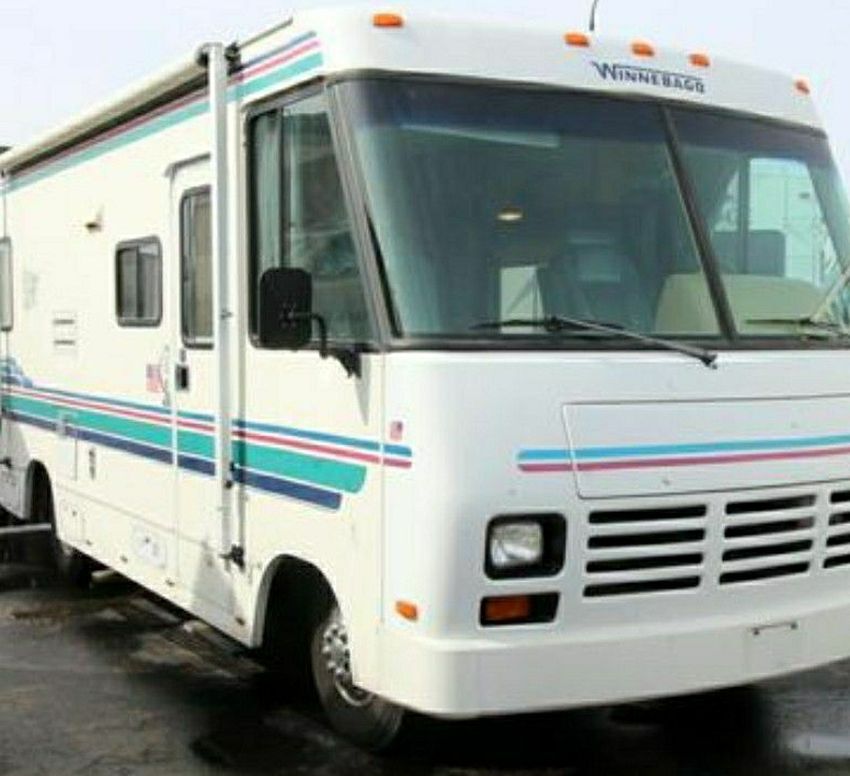 Photo 1996 Winnebago Warrior WCD23RC