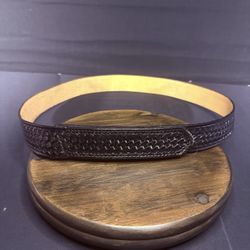 DutyMan Leather Duty Belt Size: 42" Buckle-less Black Basket Weave (1321) Belt