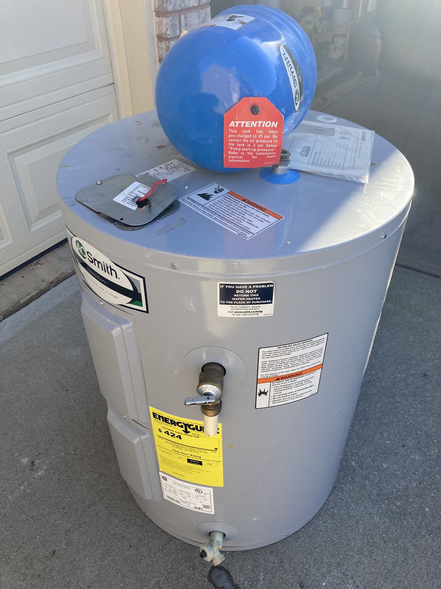 Electric Water Heater - Short Classic