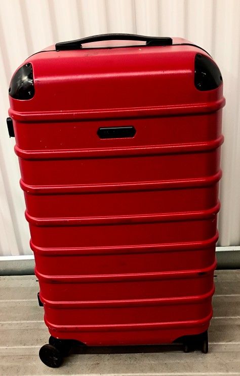 24"Solgaard "Closet" model luggage, Make Me An Offer 