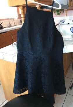 Size large black dress