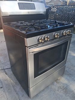 Kenmore gas stove 5 burners
