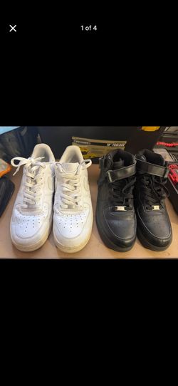 NIKE AIR FORCE 1s