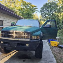 Dodge Ram 2500 5.9L NA V8 GAS