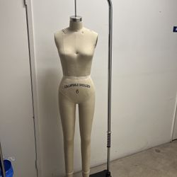 Size 6 Dress Form