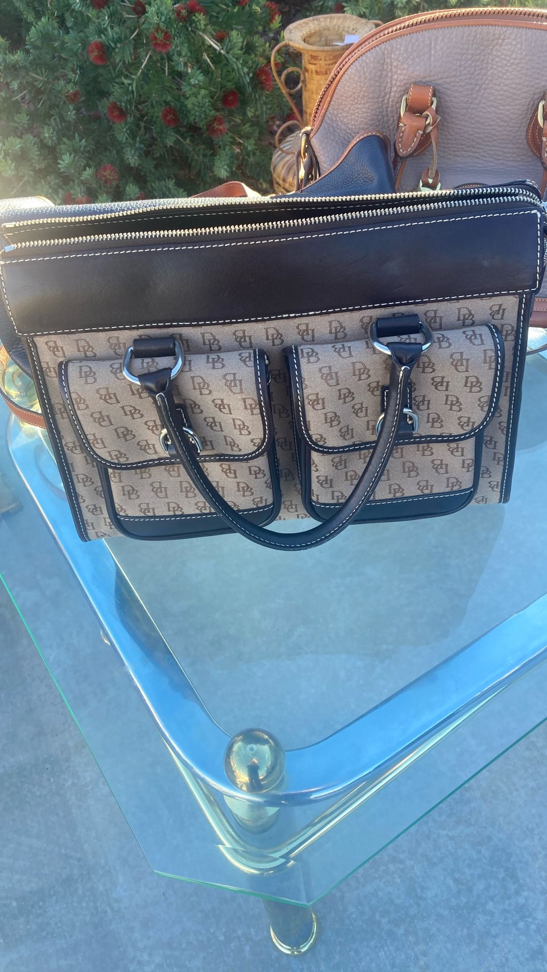 Dooney And Bourke Purse
