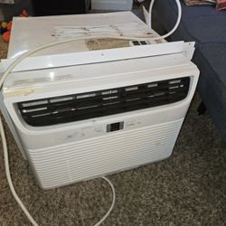 Frigidaire Window AC Unit
