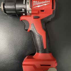 MILWAUKEE BRUSHLESS M18 HAMMER DRILL NEW 2 SPEED  NEW VERSION TOOL ONLY $110 FIRM