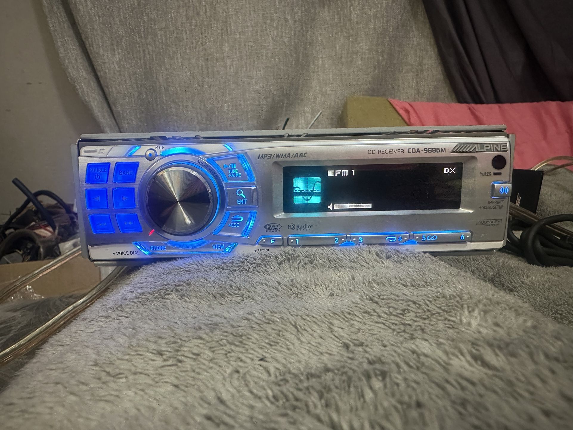 Alpine CDA-9886M USB Car Stereo