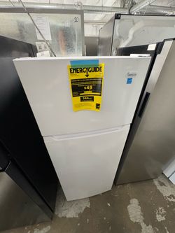 Impecca top freezer refrigerator