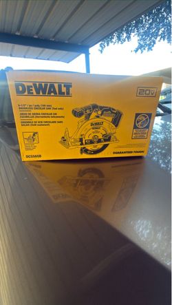 DeWalt DCS565B 20V Brushless Circular Saw 6 1-2