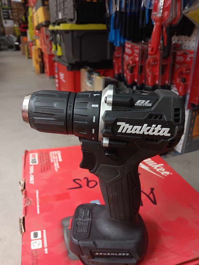 Makita 18V LXT Sub-Compact Lithium-Ion Brushless Cordless 1/2 in.Variable Speed Driver Drill. Tool Only