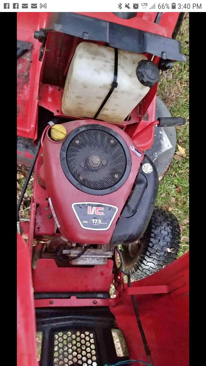 Troy Bilt Pony 