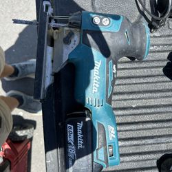 Makita Barrel Grip Jigsaw 