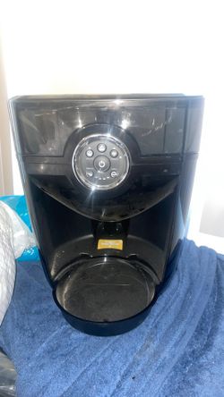 Whisker Feeder-Robot Smoke Hopper Dog & Cat Feeder, Black, 32-cup