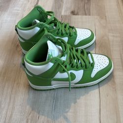 Nike Dunks Size 6 Women Lime/white Brand New 