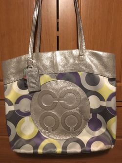Authentic Coach Julia Scarf Print Perry Tote Bag