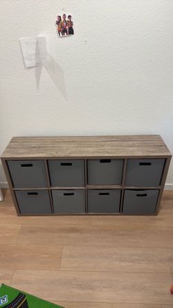 6 Drawer Dresser $30