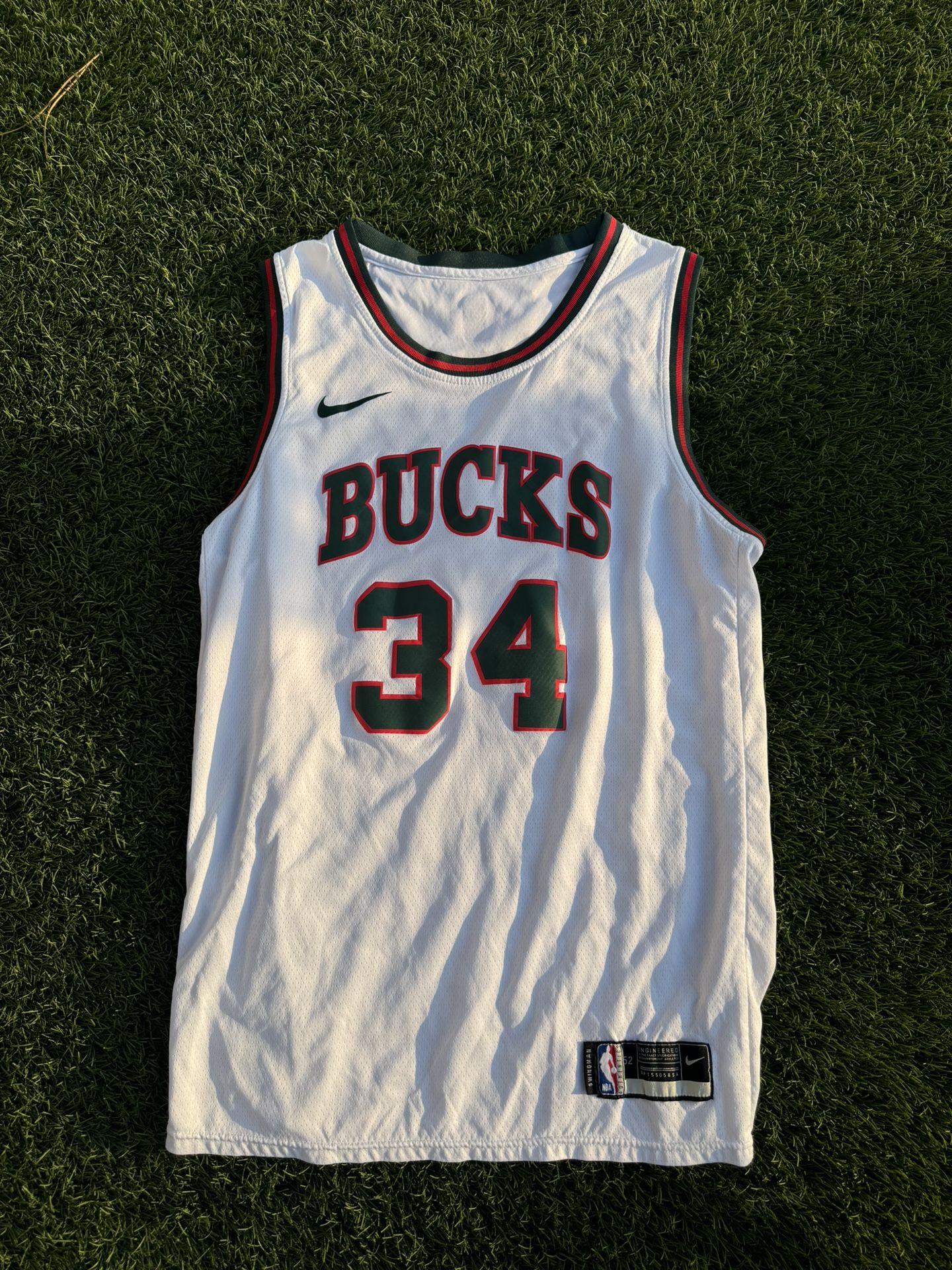Giannis Bucks Jersey XL