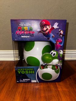 Hatchin' Yoshi The Super Mario Galaxy Movie, Interactive Yoshi Figure